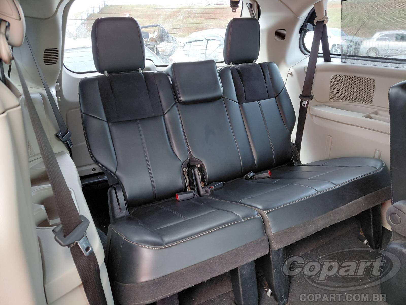 Chrysler Town Country 2014 — foto 11