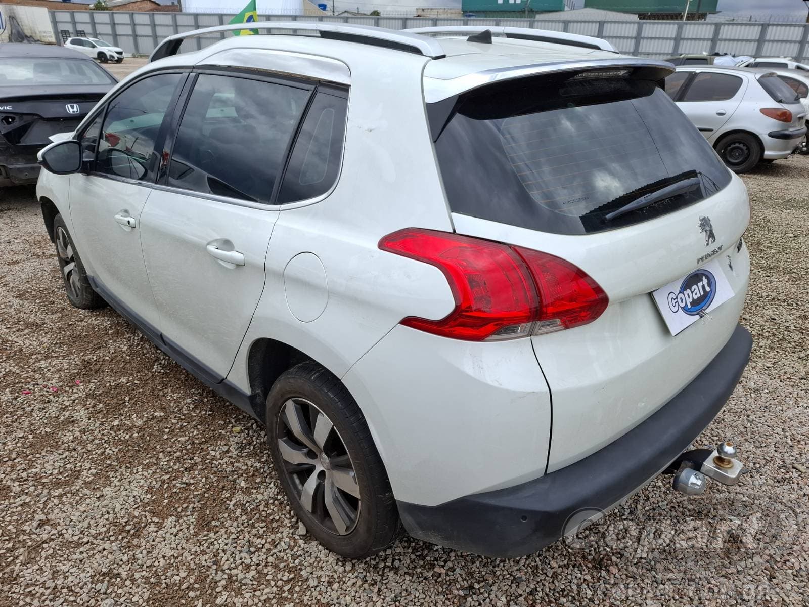 Peugeot 2008 2017 — foto 3