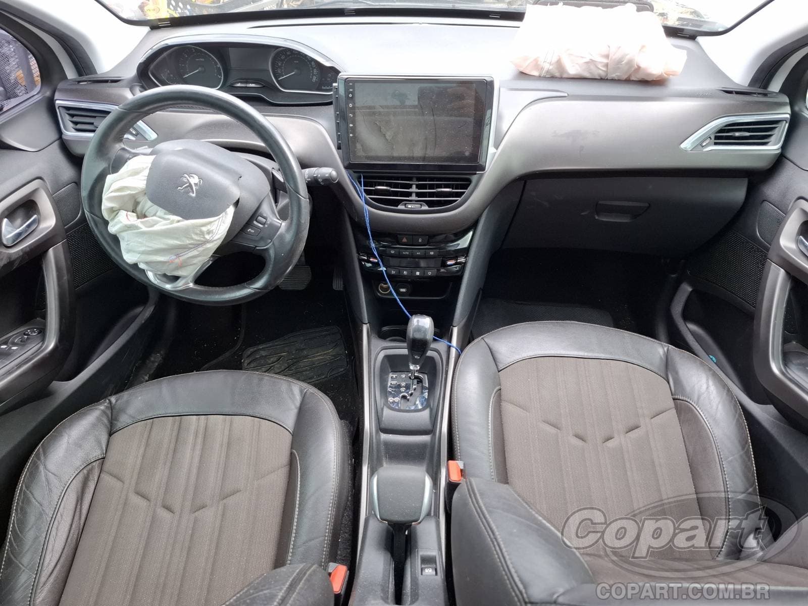 Peugeot 2008 2017 — foto 9