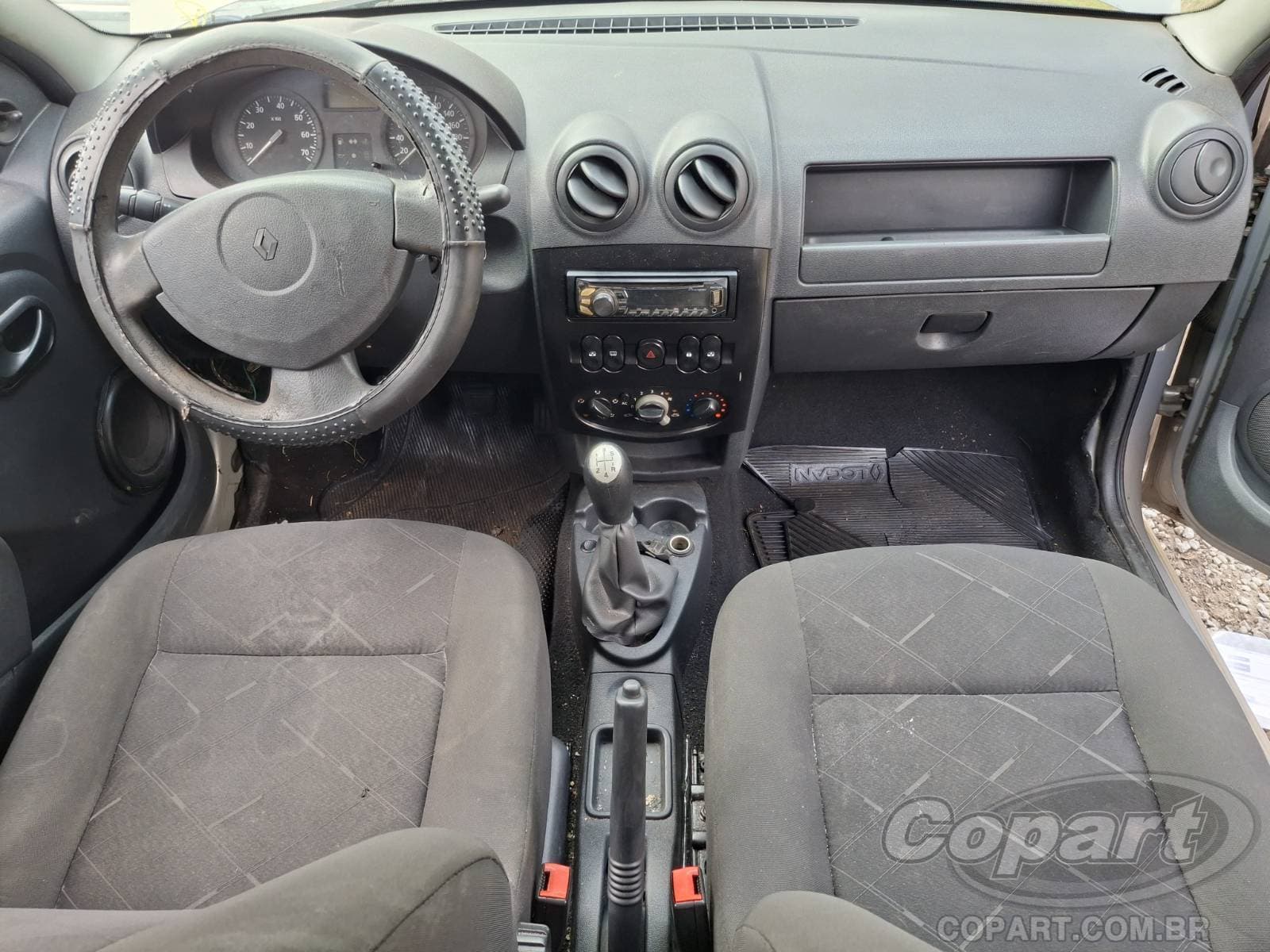 Renault Logan 2010 — foto 9