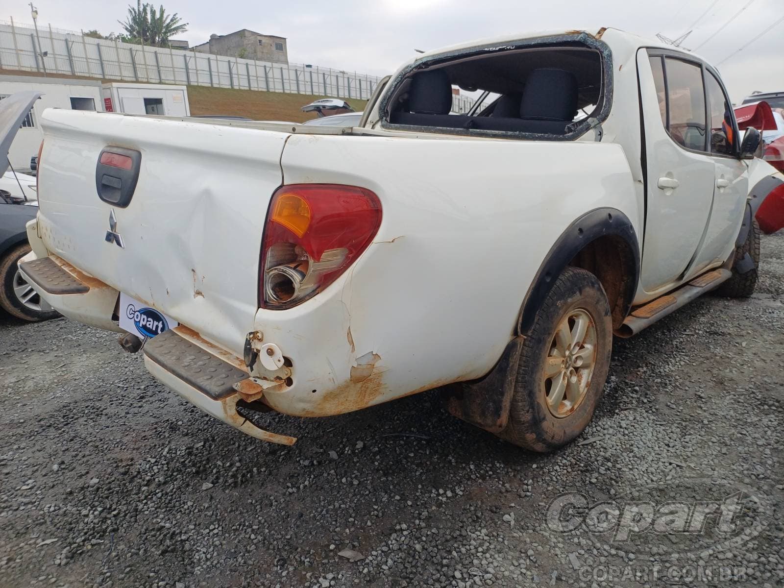 Mitsubishi L200 Triton 2013 — foto 4