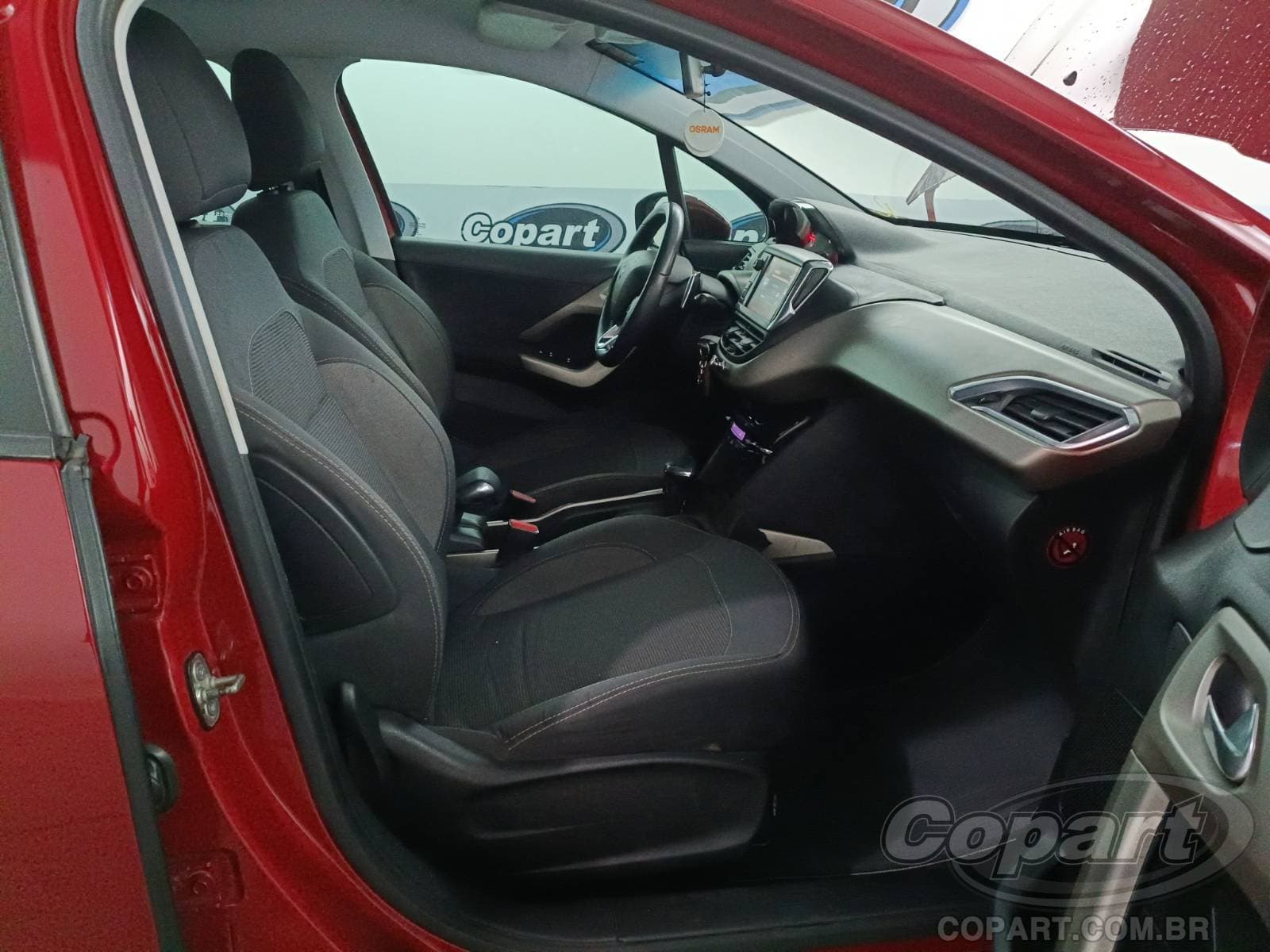 Peugeot 2008 2016 — foto 5