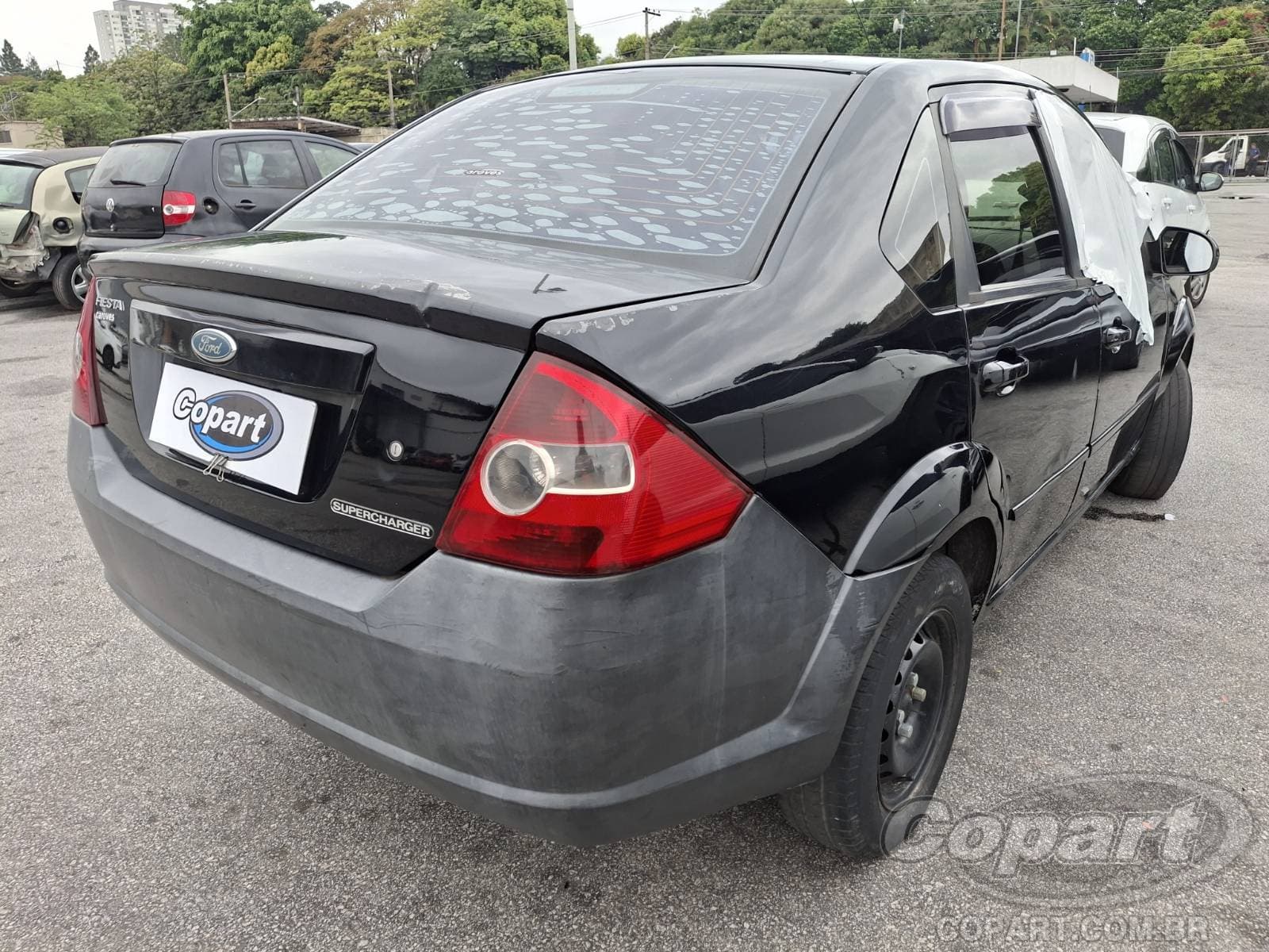 Ford Fiesta Sedan 2005 — foto 4