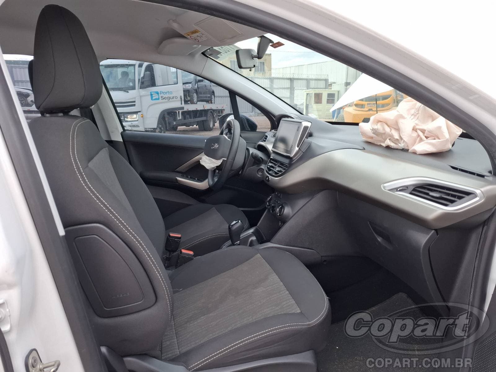 Peugeot 2008 2022 — foto 5