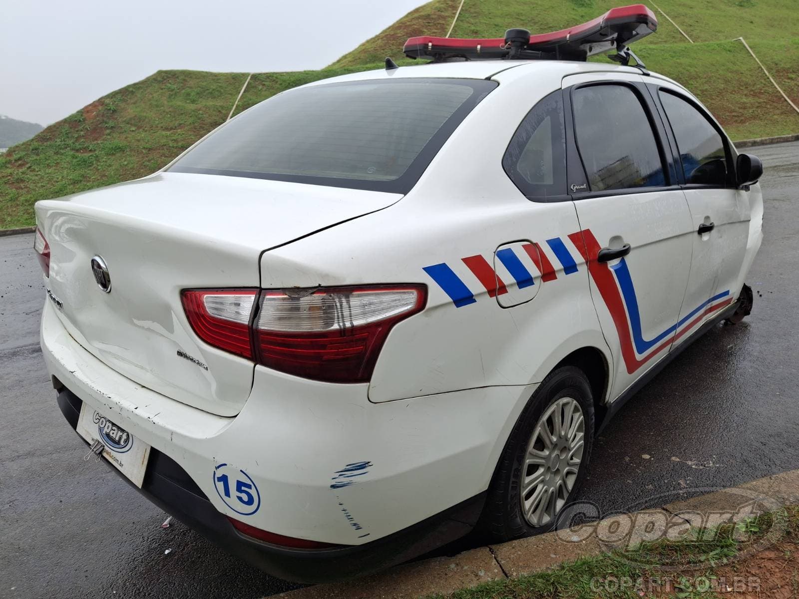 Fiat Grand Siena 2019 — foto 4
