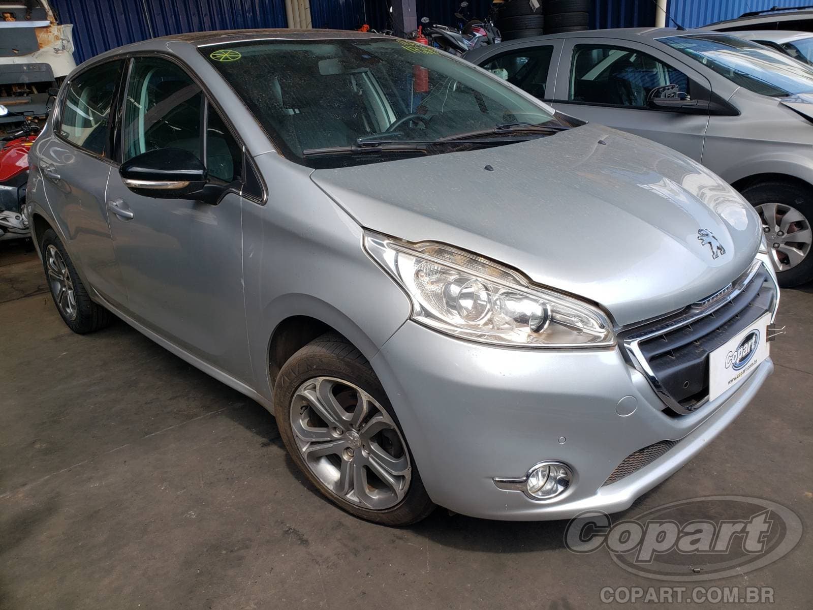 Peugeot 208 1.6 16V VVT 2016