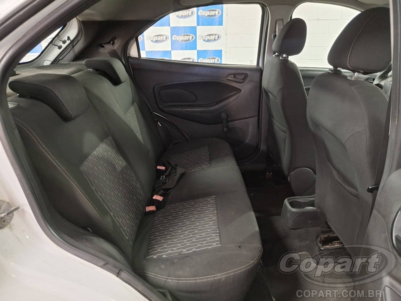 Ford KA 2015 — foto 6