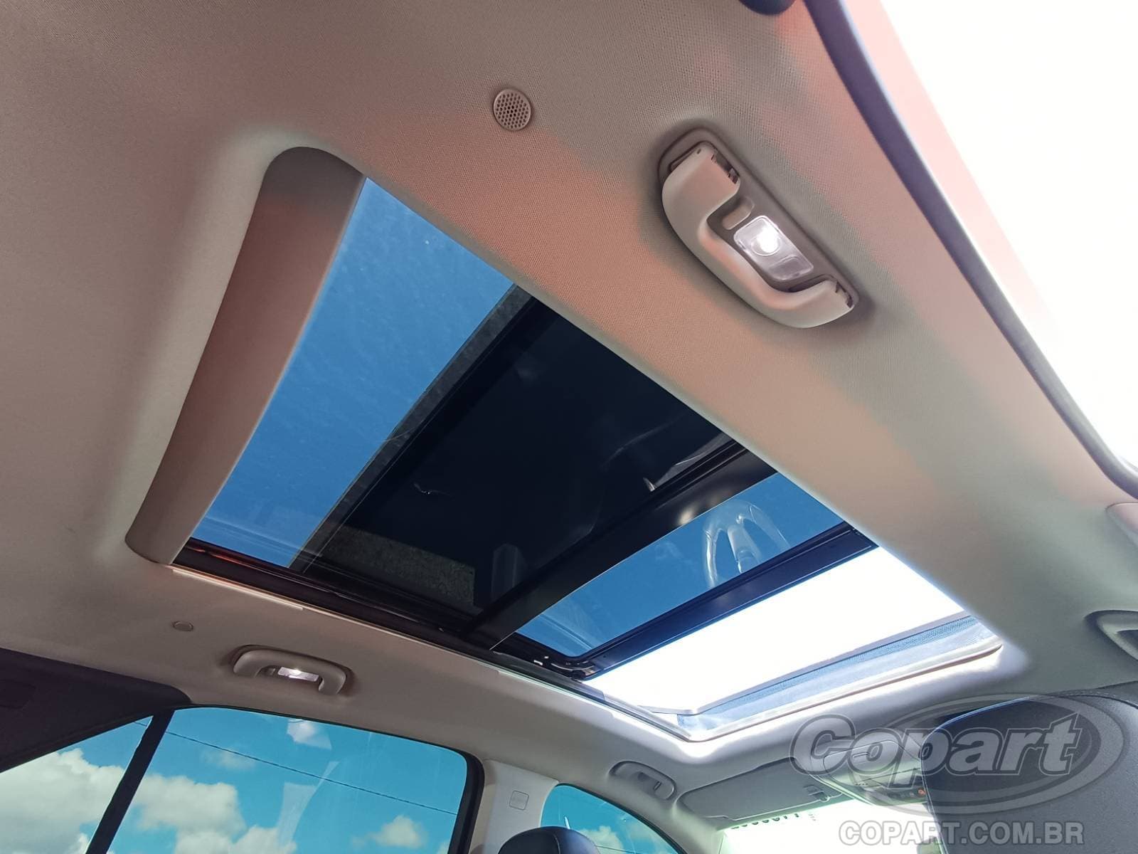 Chevrolet Equinox 2019 — foto 11