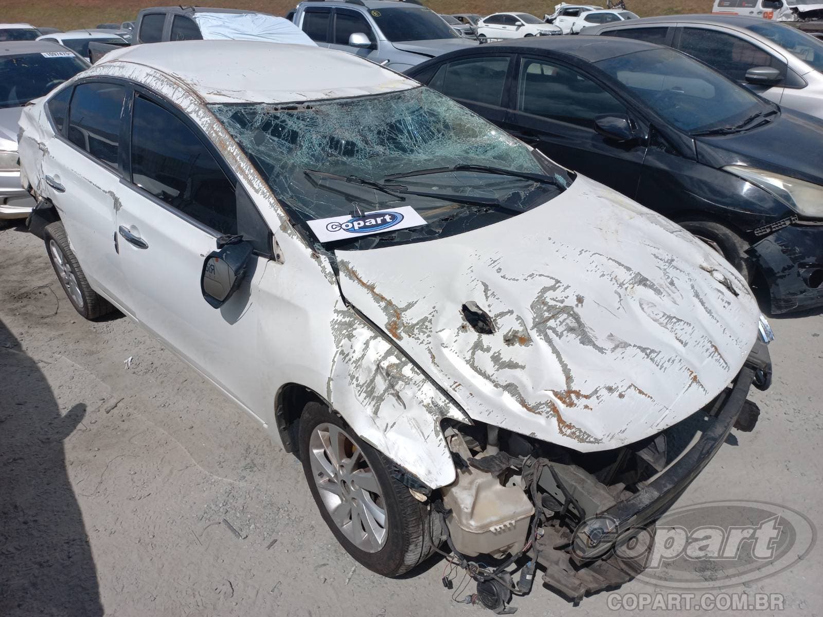 Nissan Sentra 2014 — foto 1