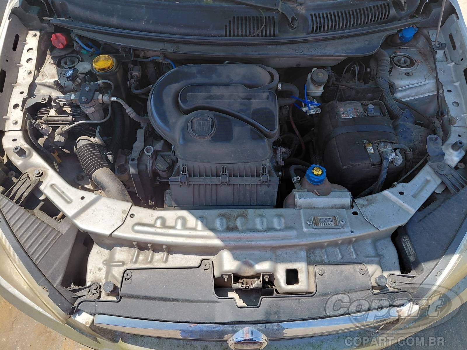 Fiat Grand Siena 2014 — foto 7