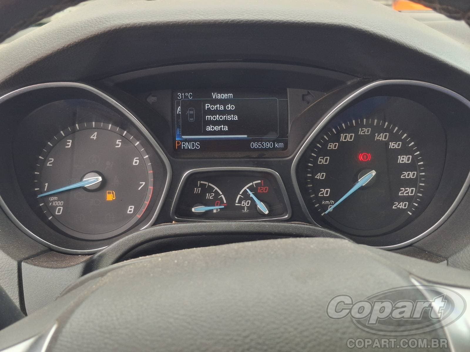 Ford Focus Sedan 2015 — foto 8