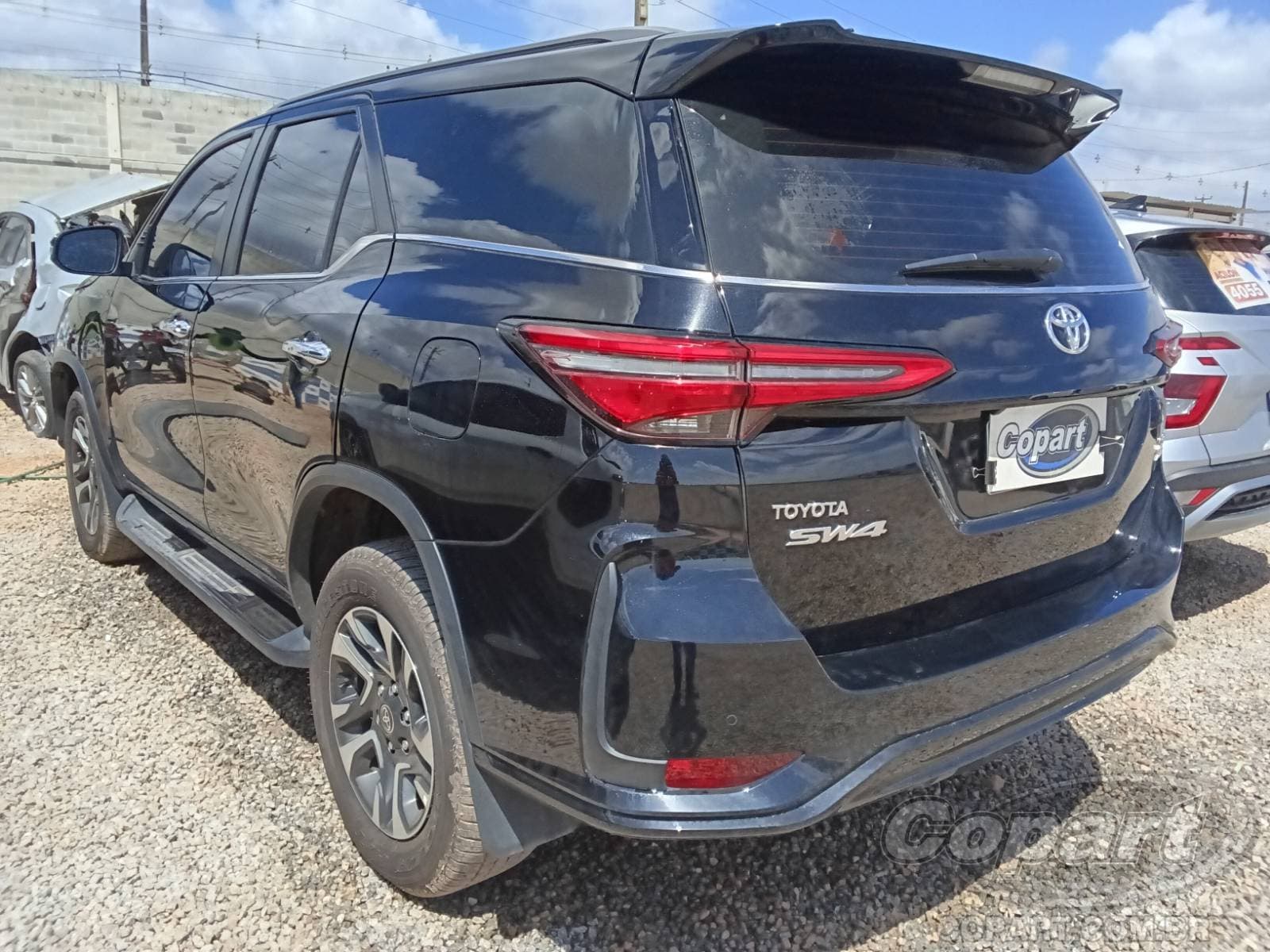 Toyota SW4 2026 — foto 3