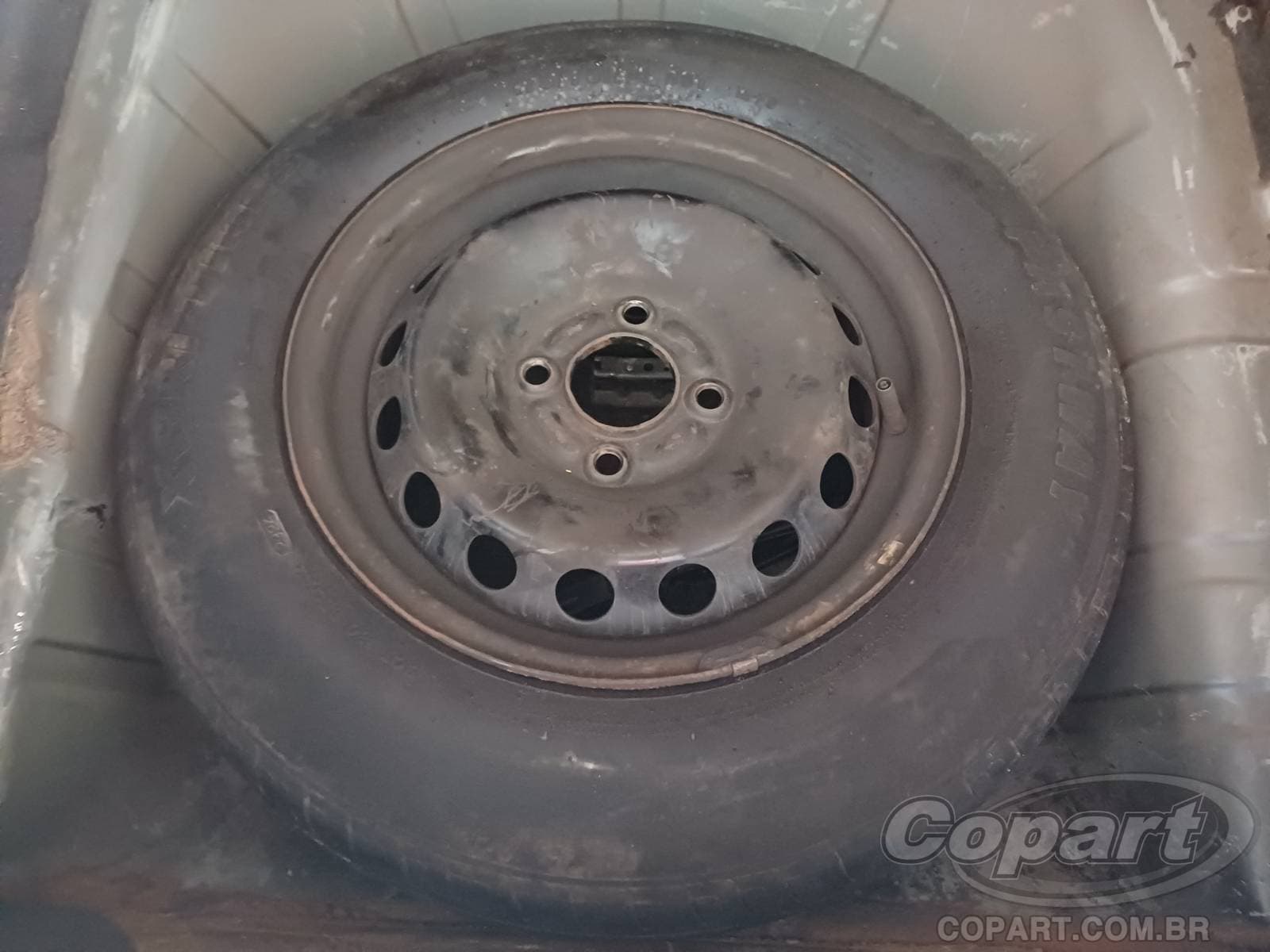 Ford KA Sedan 2018 — foto 10