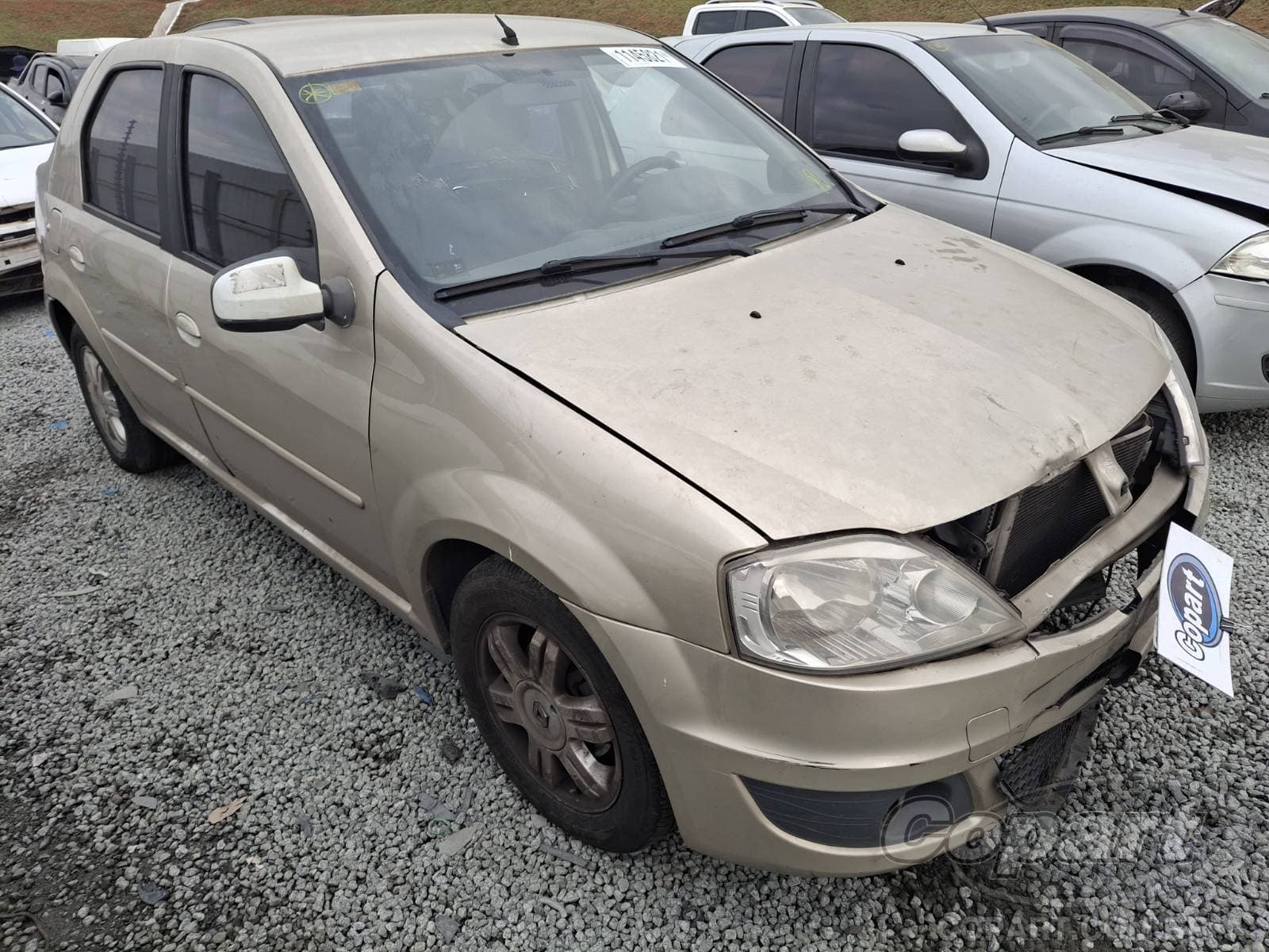 Renault Logan 1.6 16V HI-FLEX 2012