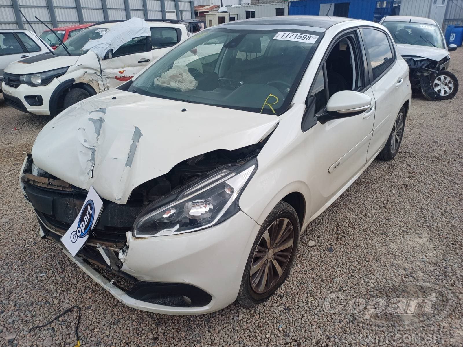 Peugeot 208 2020 — foto 2