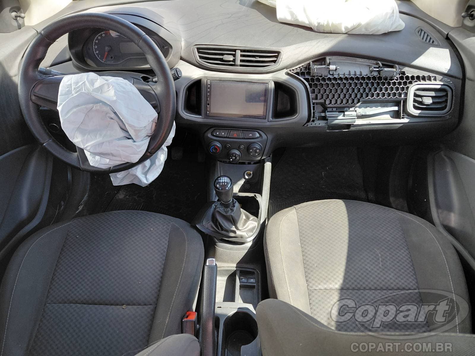 Chevrolet Onix 2020 — foto 9