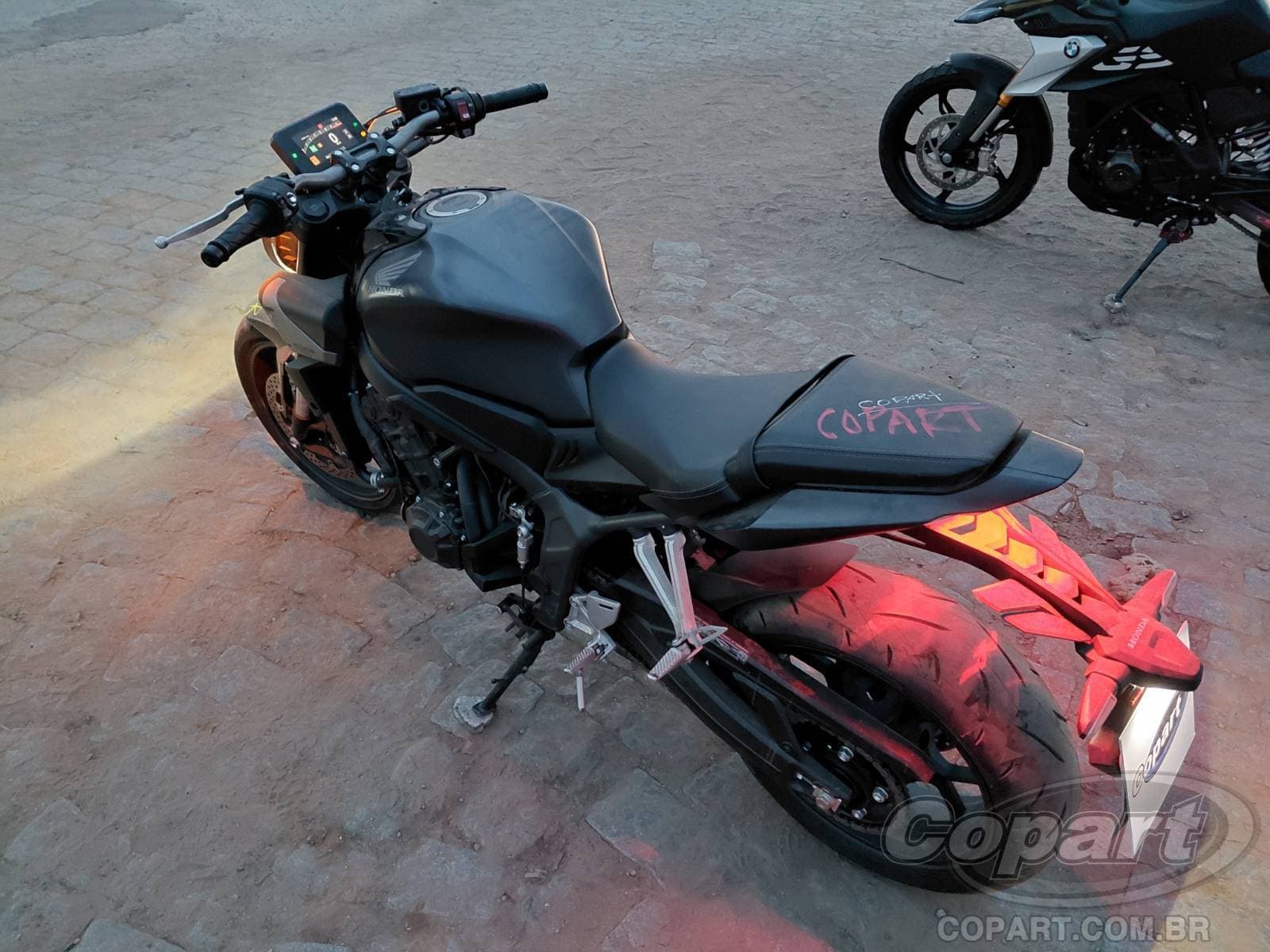 Honda CB 650 R 2026 — foto 3