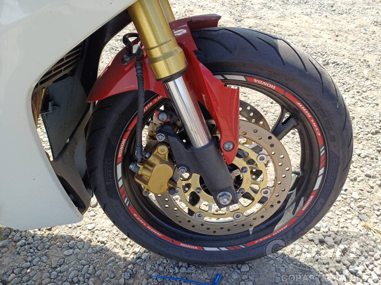 Honda CBR 600f 2013 — foto 8