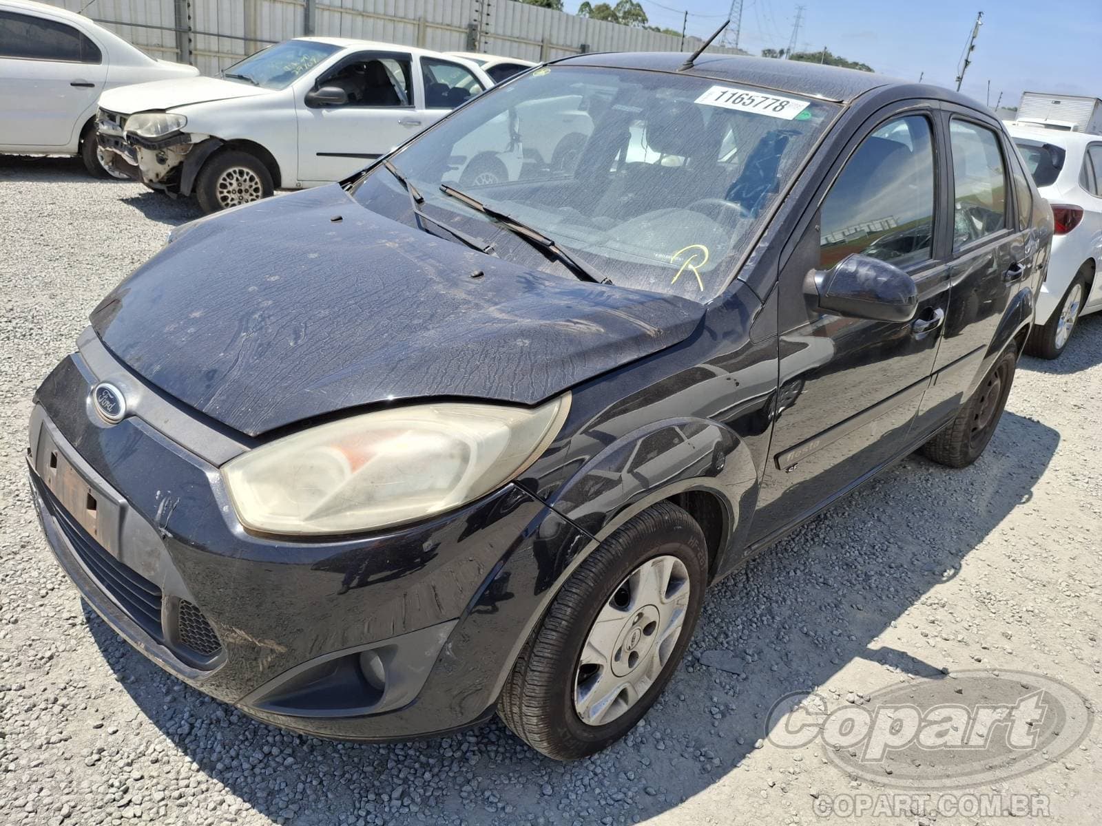 Ford Fiesta Sedan 2014 — foto 2