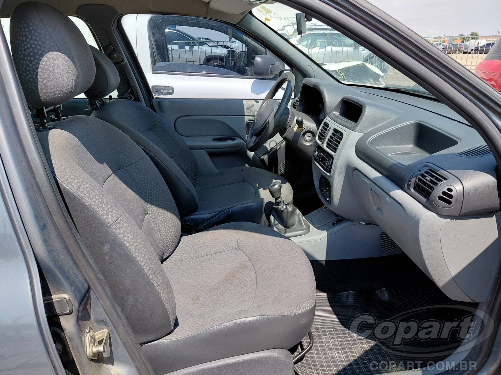 Renault Clio 2011 — foto 5