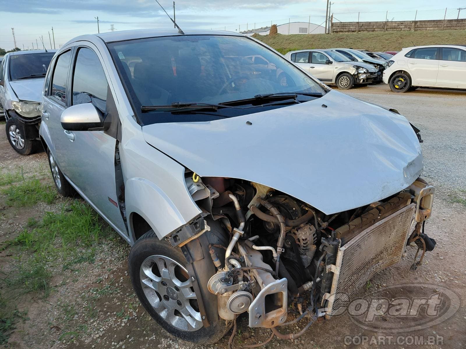 Ford Fiesta 2012 — foto 1