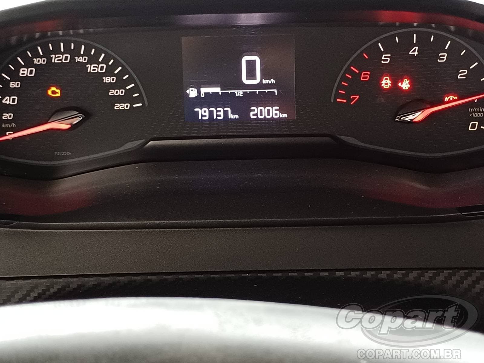 Peugeot 208 2024 — foto 8
