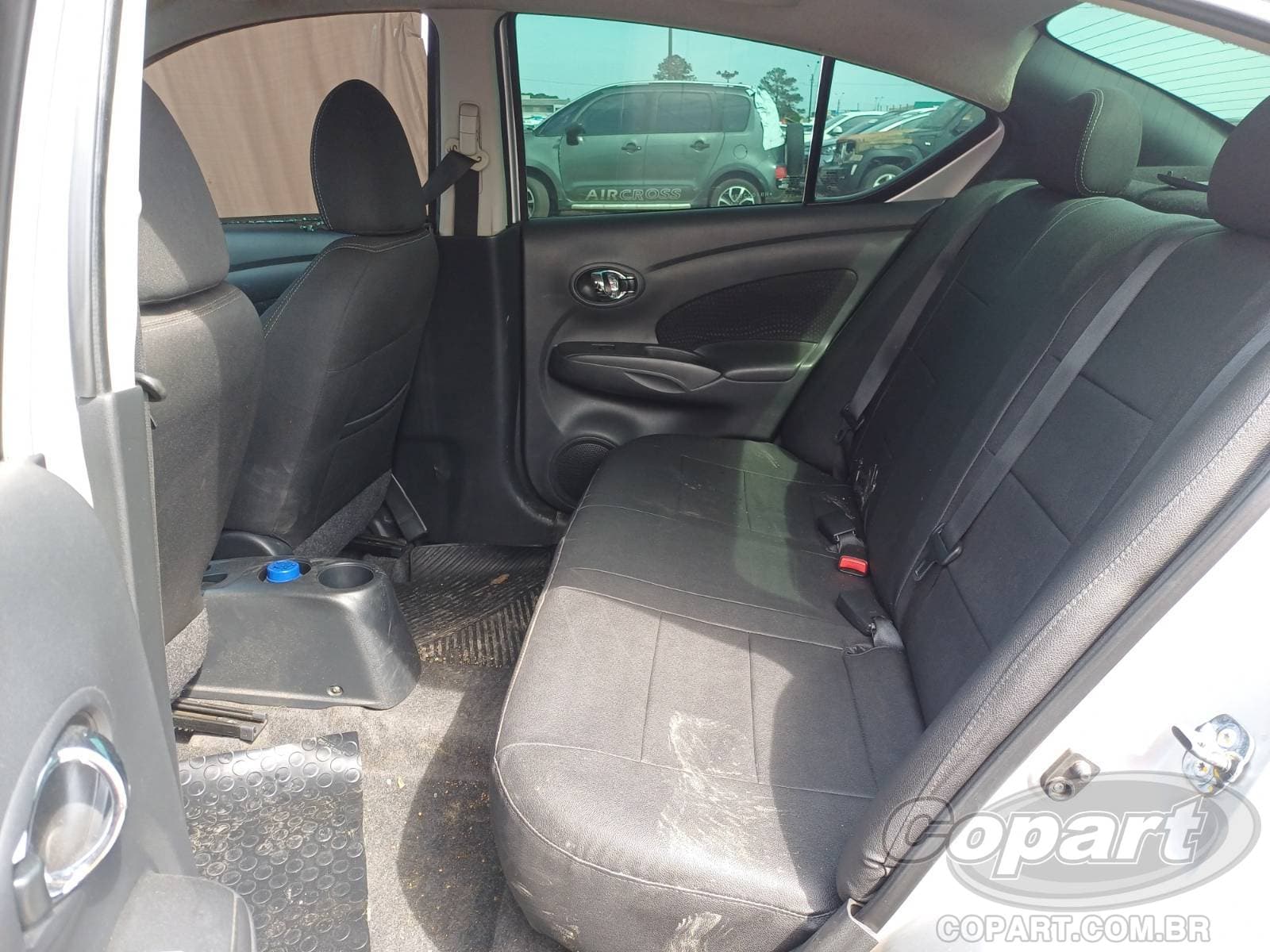 Nissan Versa 2017 — foto 6