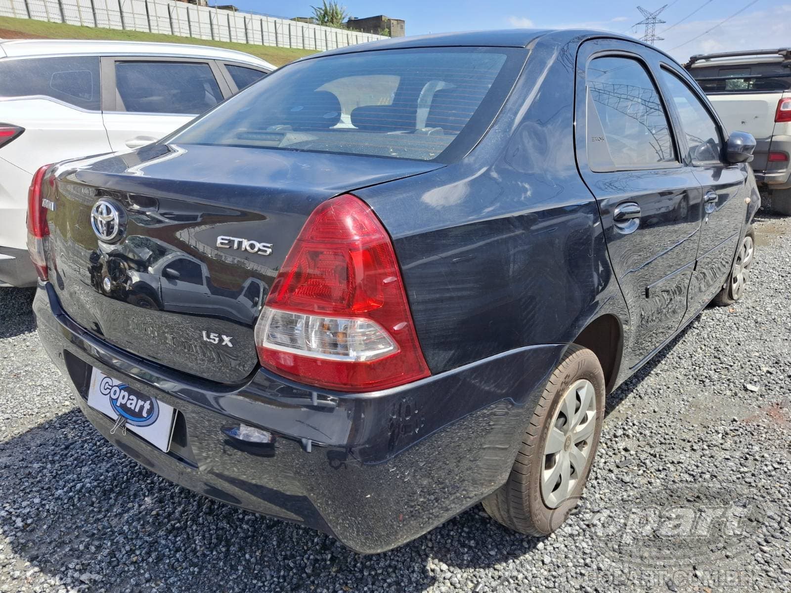 Toyota Etios Seda 2017 — foto 4
