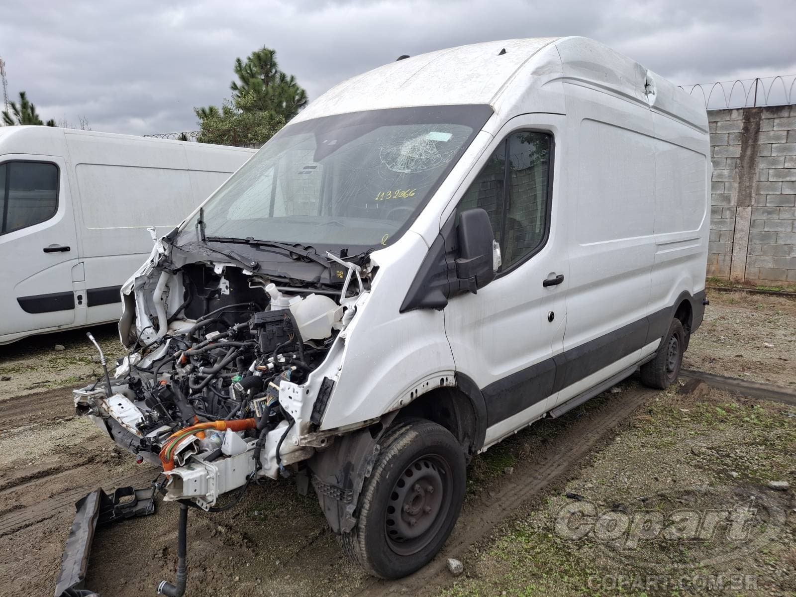 Ford E-transit Furgao 2024 — foto 2