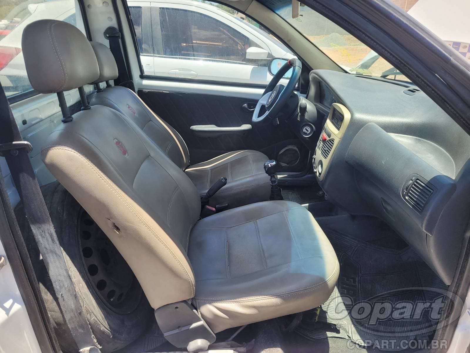Fiat Strada 2010 — foto 5