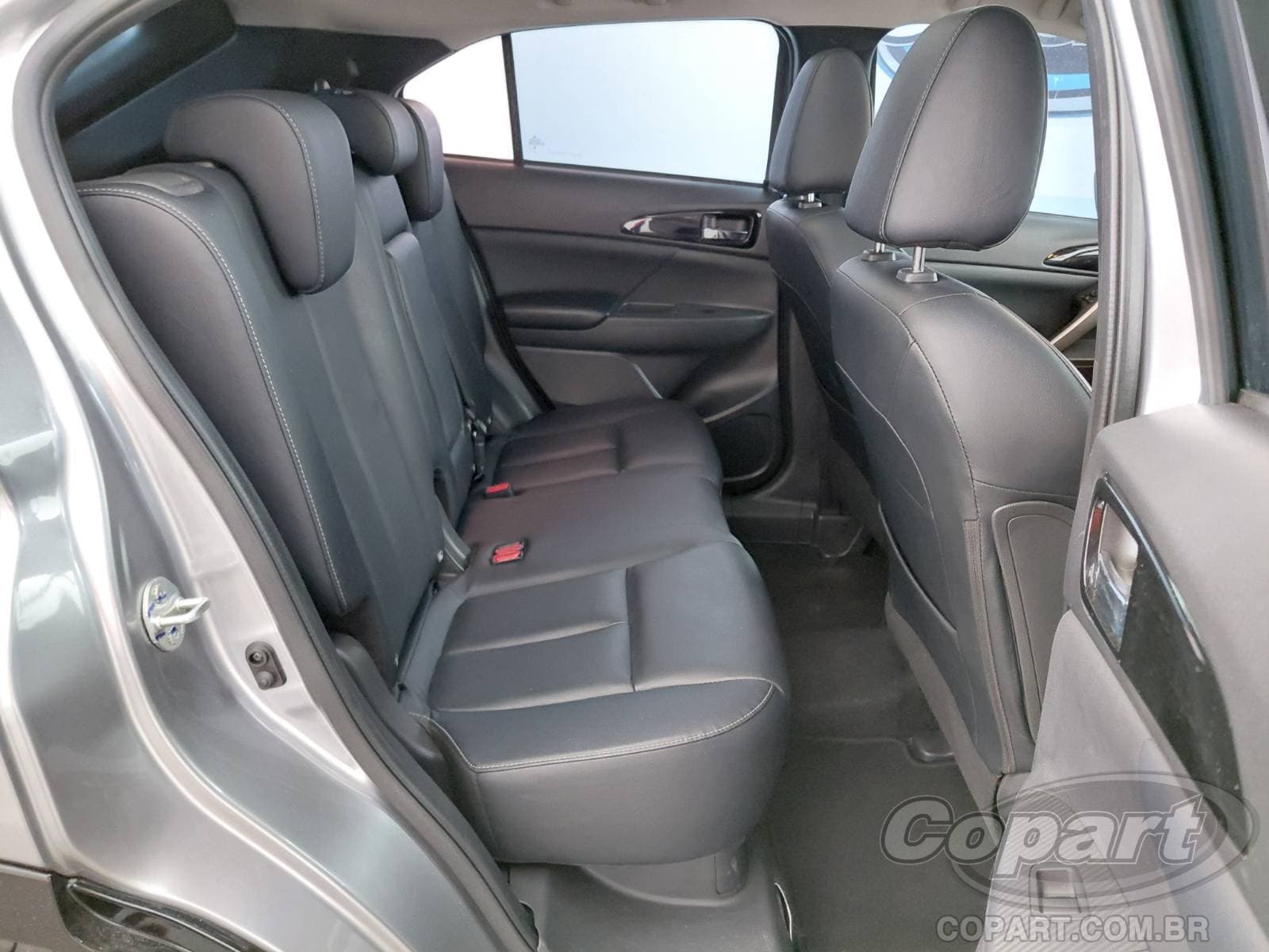 Mitsubishi Eclipse Cross 2025 — foto 6
