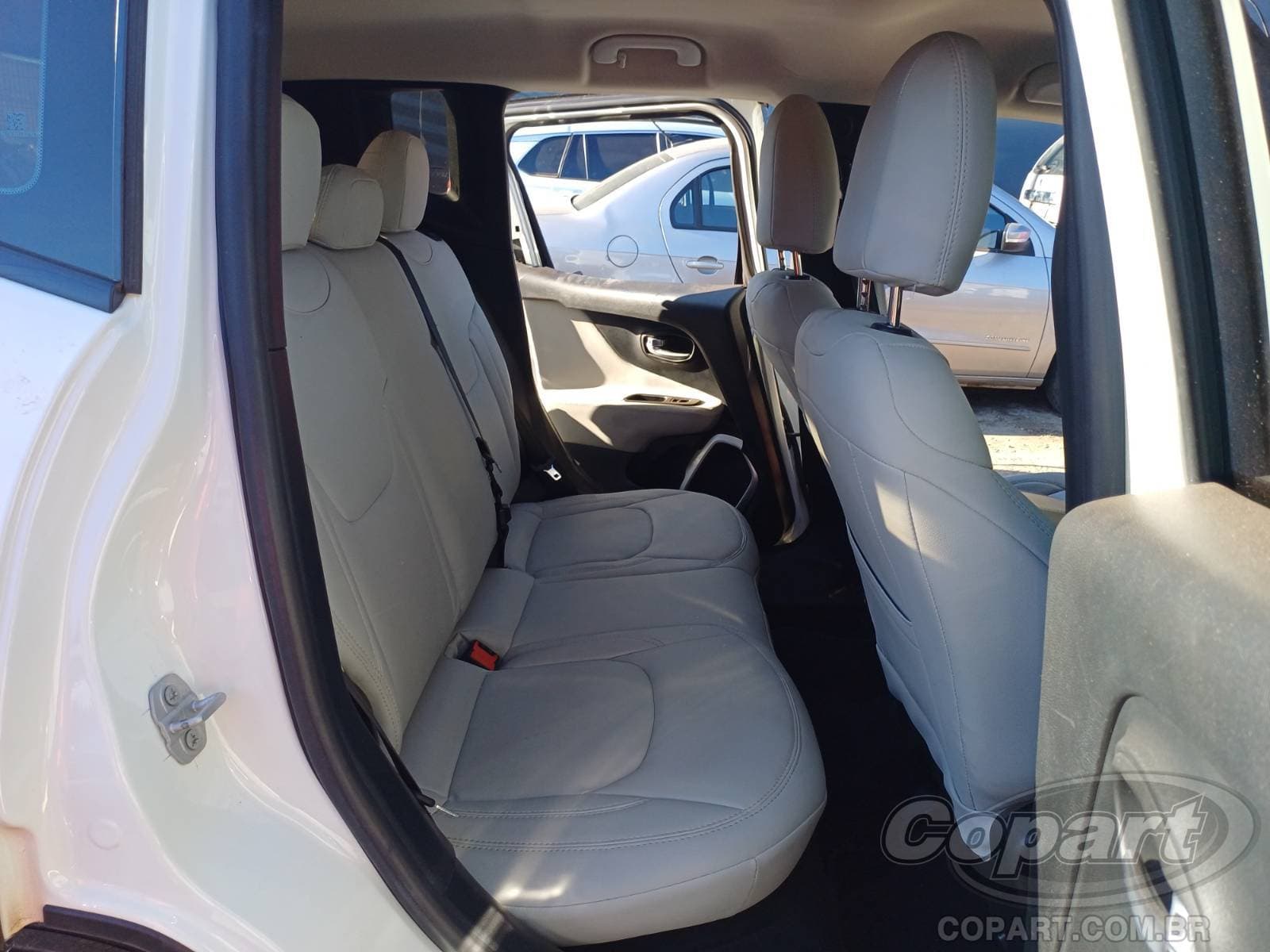 Jeep Renegade 2020 — foto 6