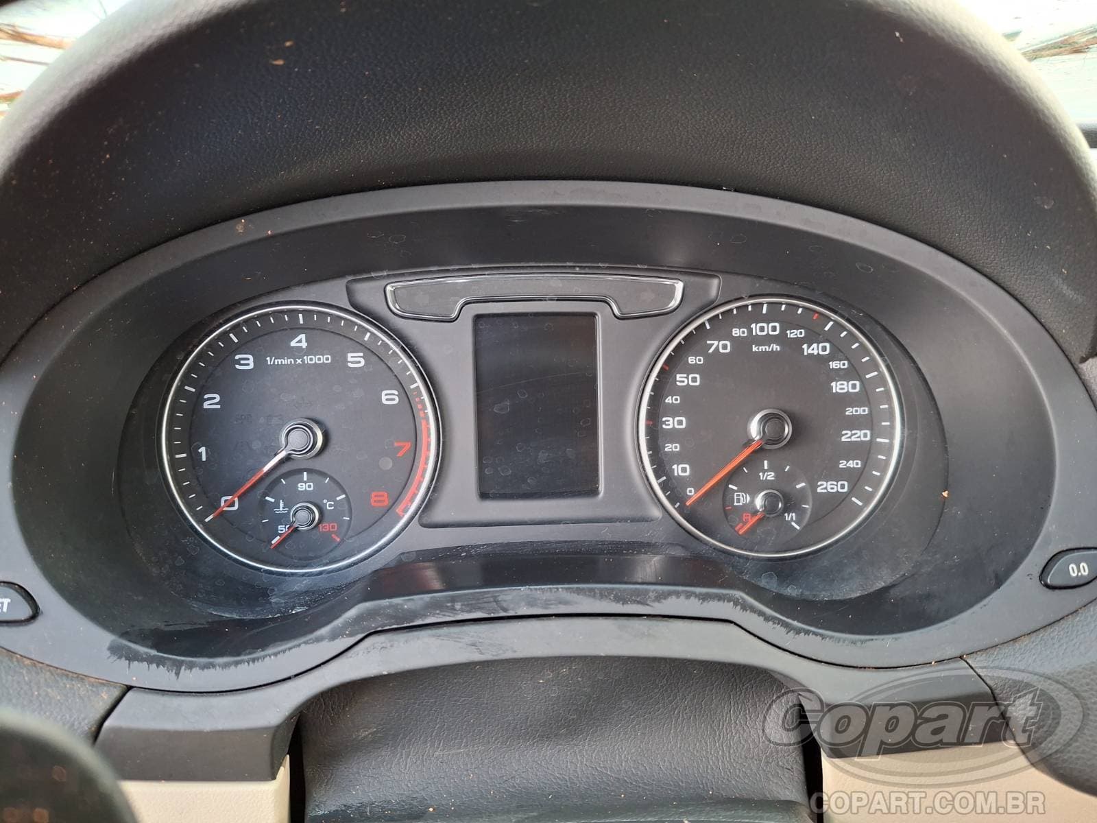 Audi Q3 2017 — foto 8