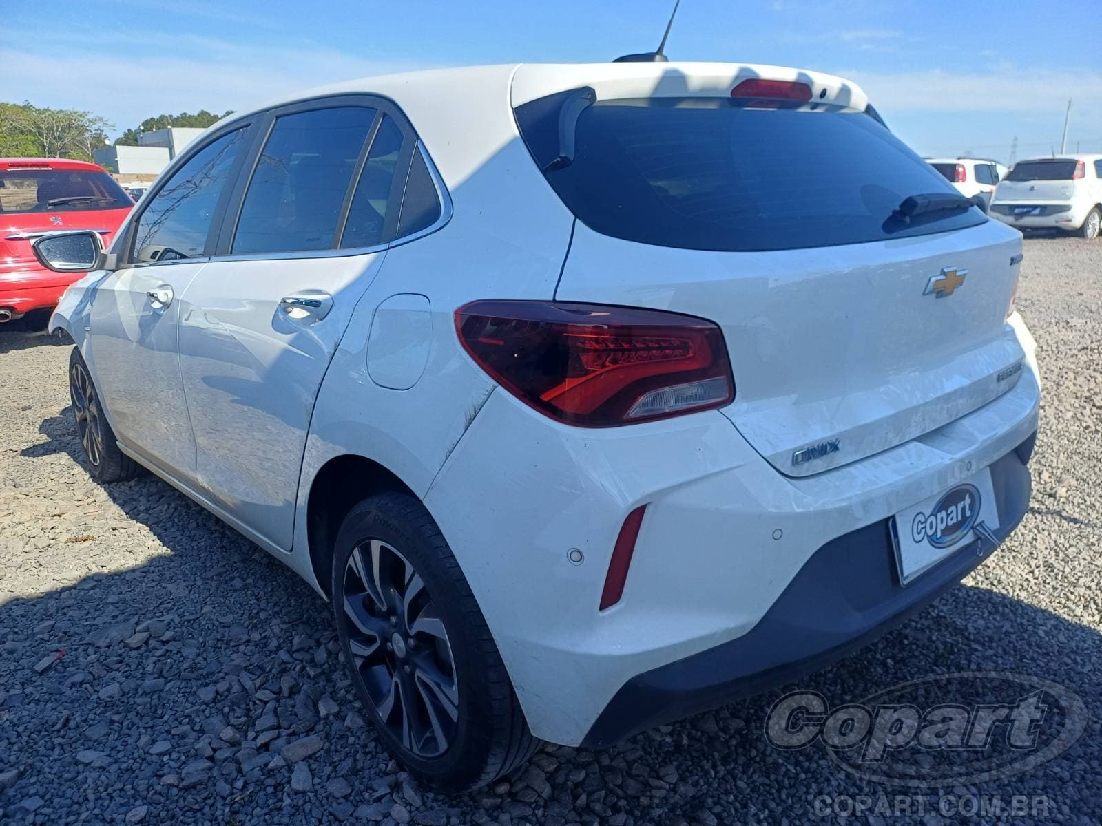 Chevrolet Onix 2023 — foto 3