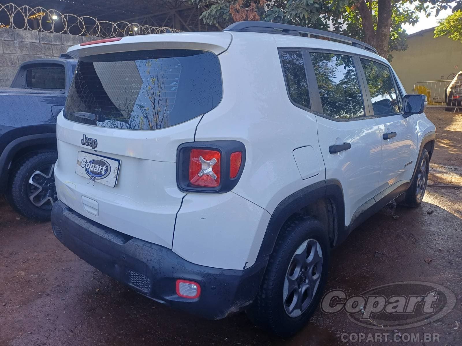 Jeep Renegade 2021 — foto 4