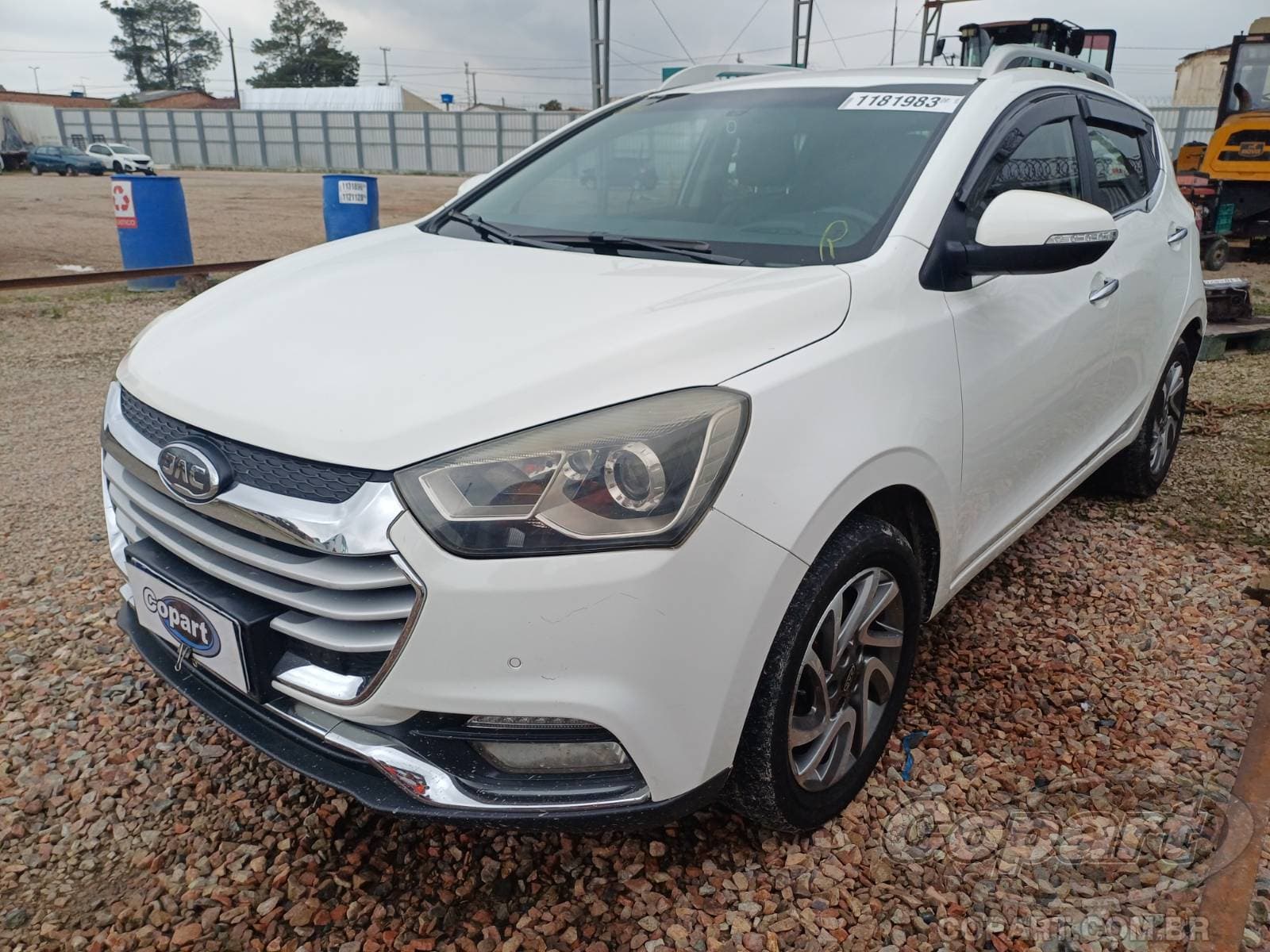 JAC T40 2019 — foto 2