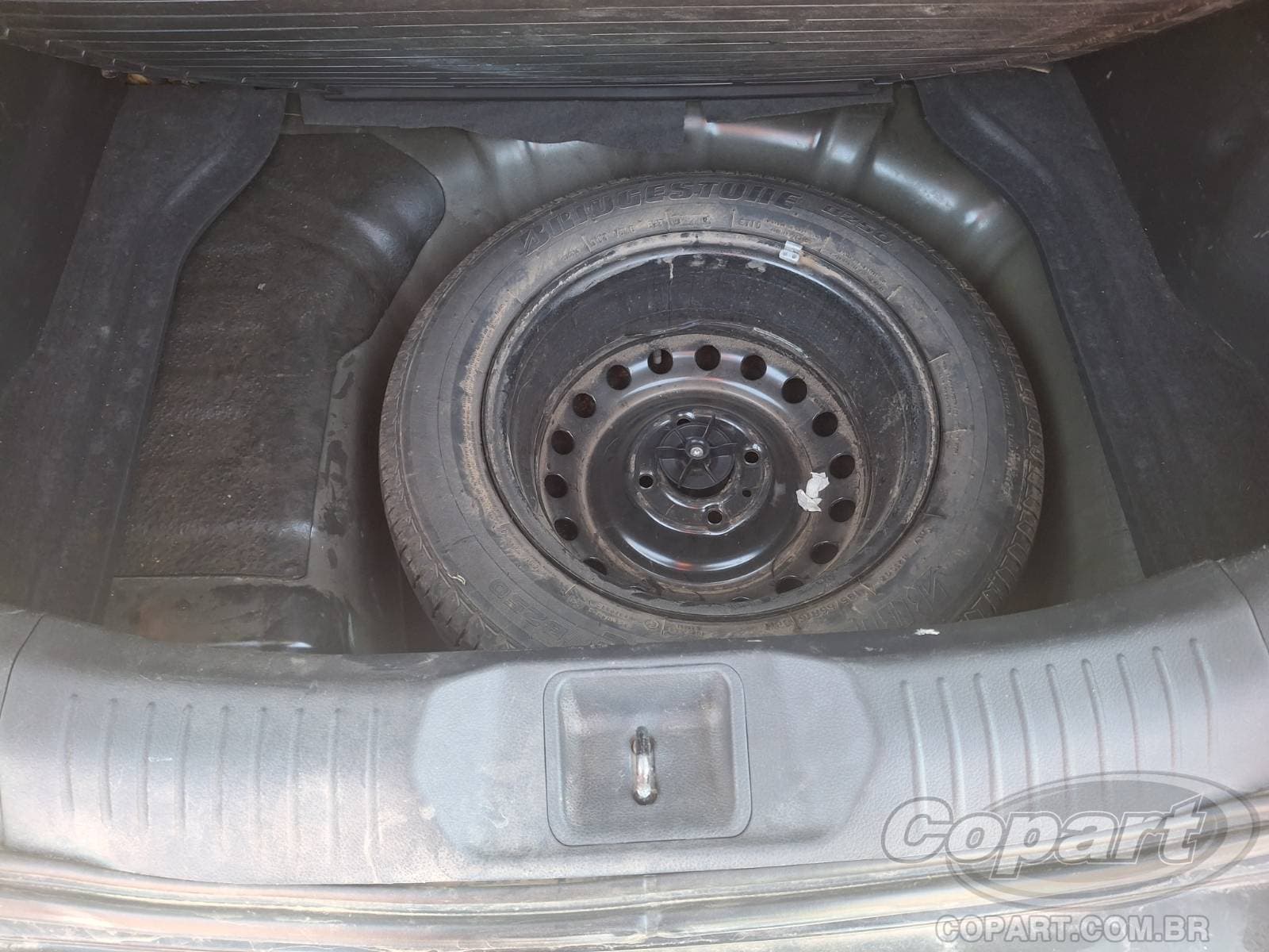 Nissan Tiida 2012 — foto 10