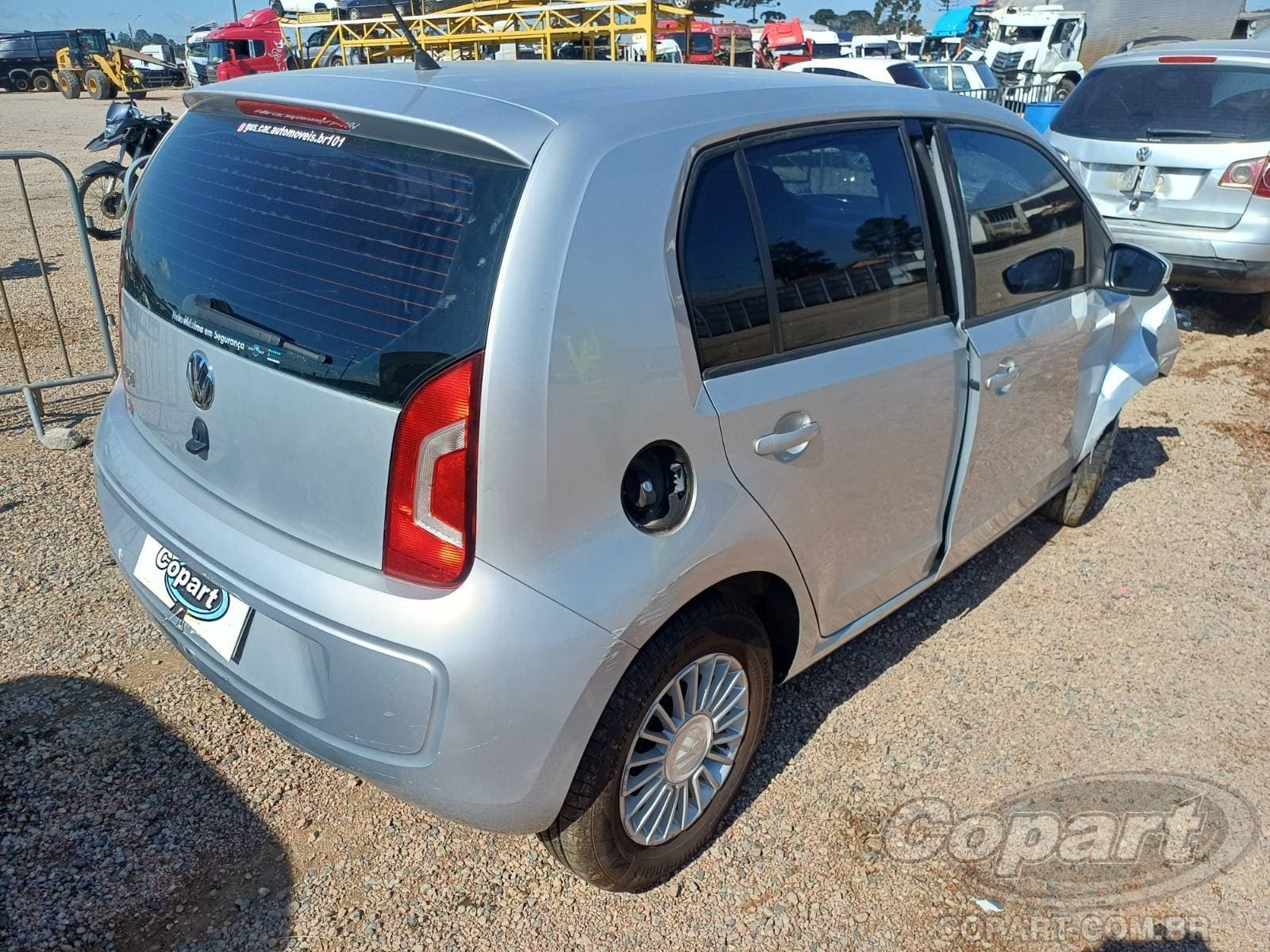 Volkswagen UP 2015 — foto 4