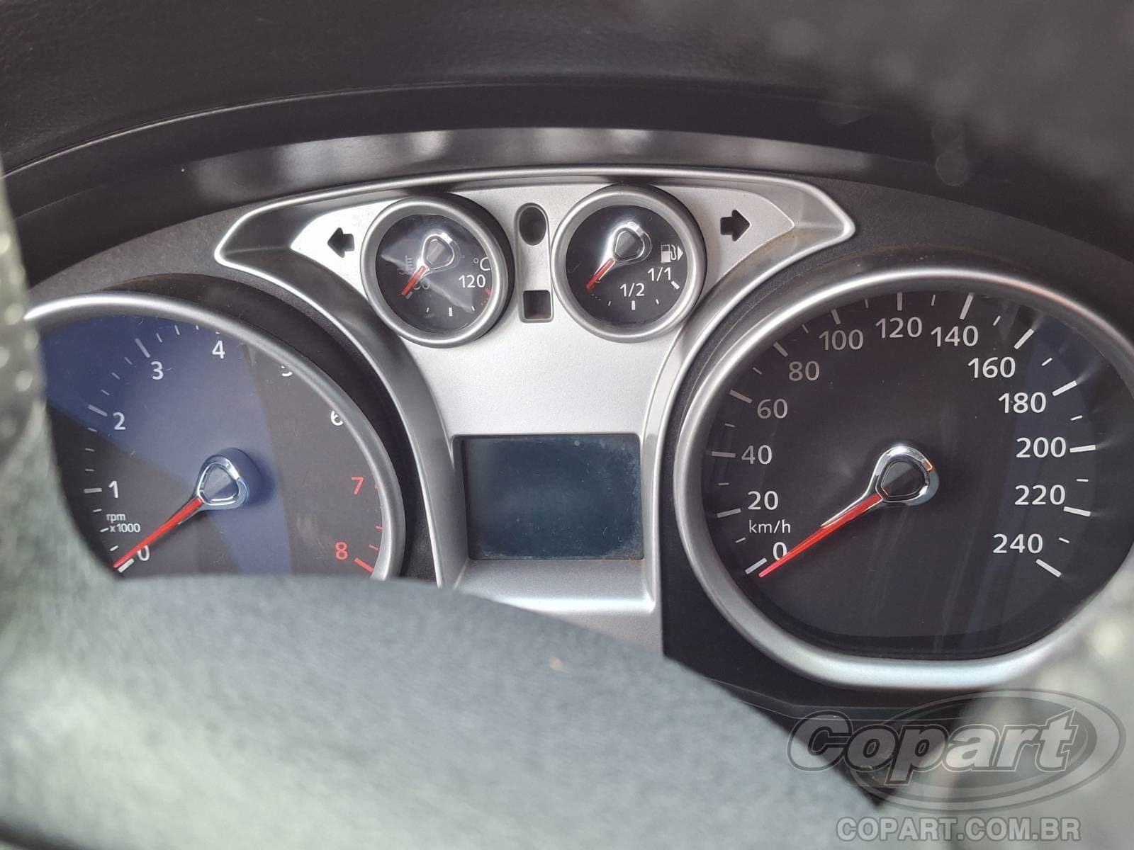 Ford Focus Sedan 2009 — foto 8