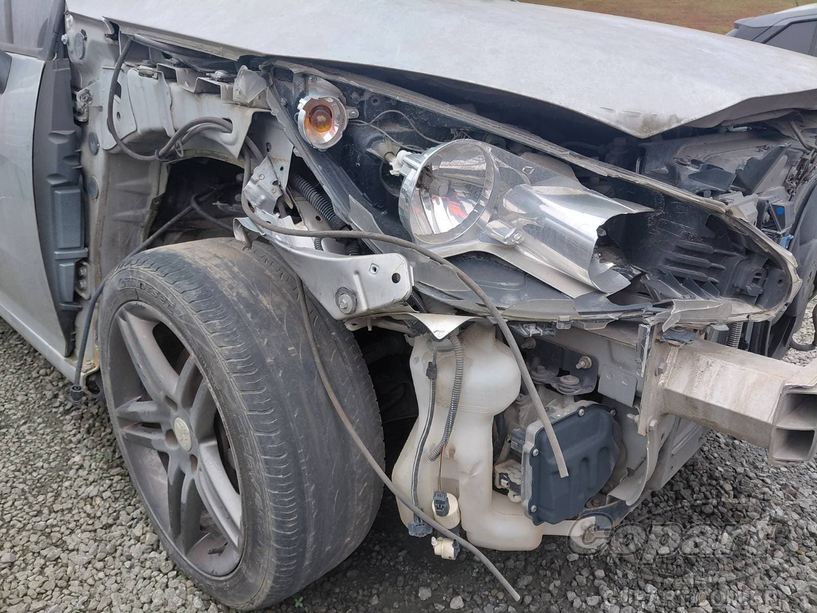 Peugeot 308 2014 — foto 12
