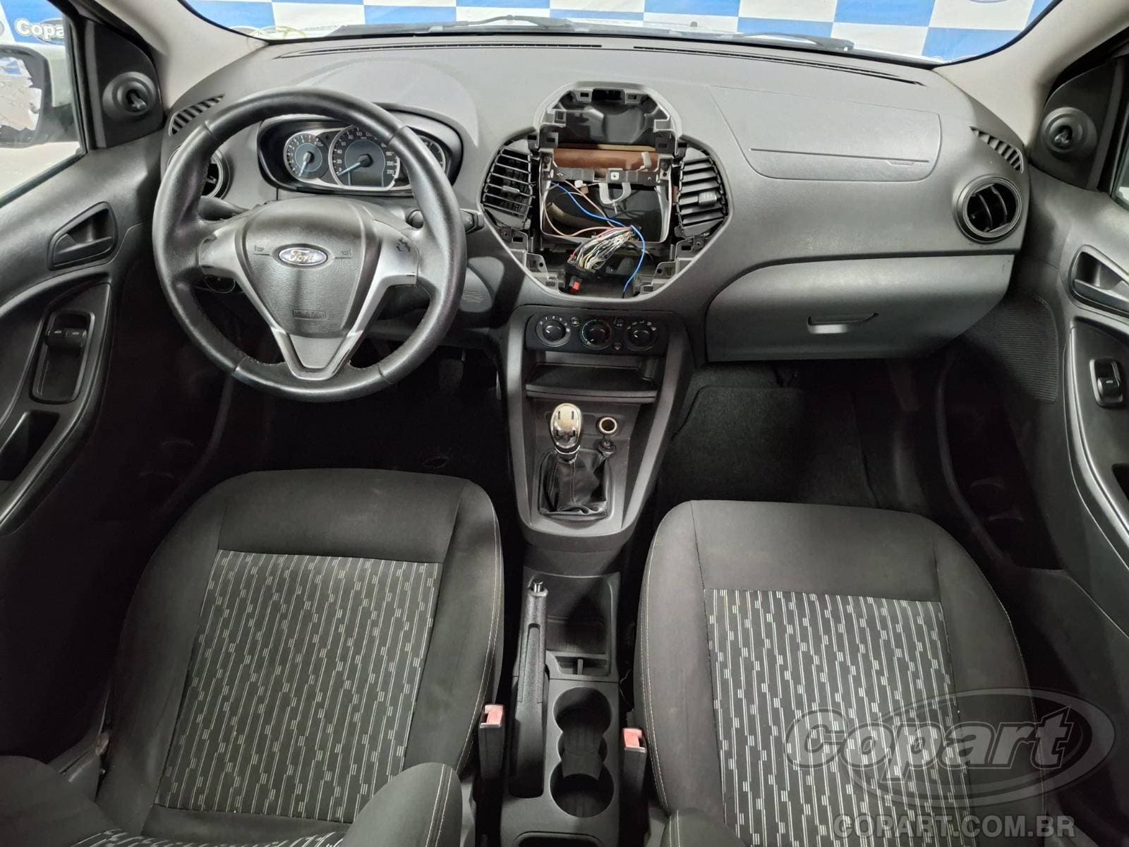 Ford KA 2015 — foto 9