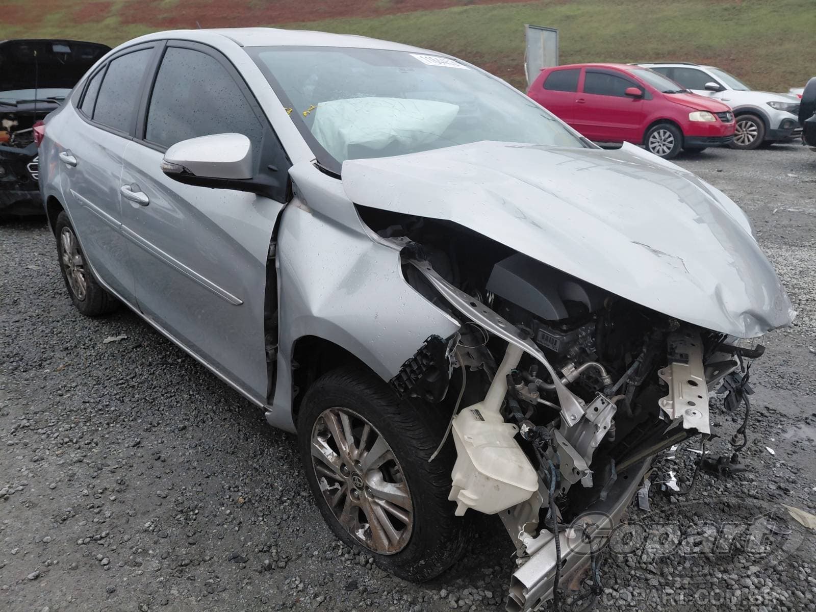 Toyota Yaris Seda 1.5 16V DUAL VVT-I 2019