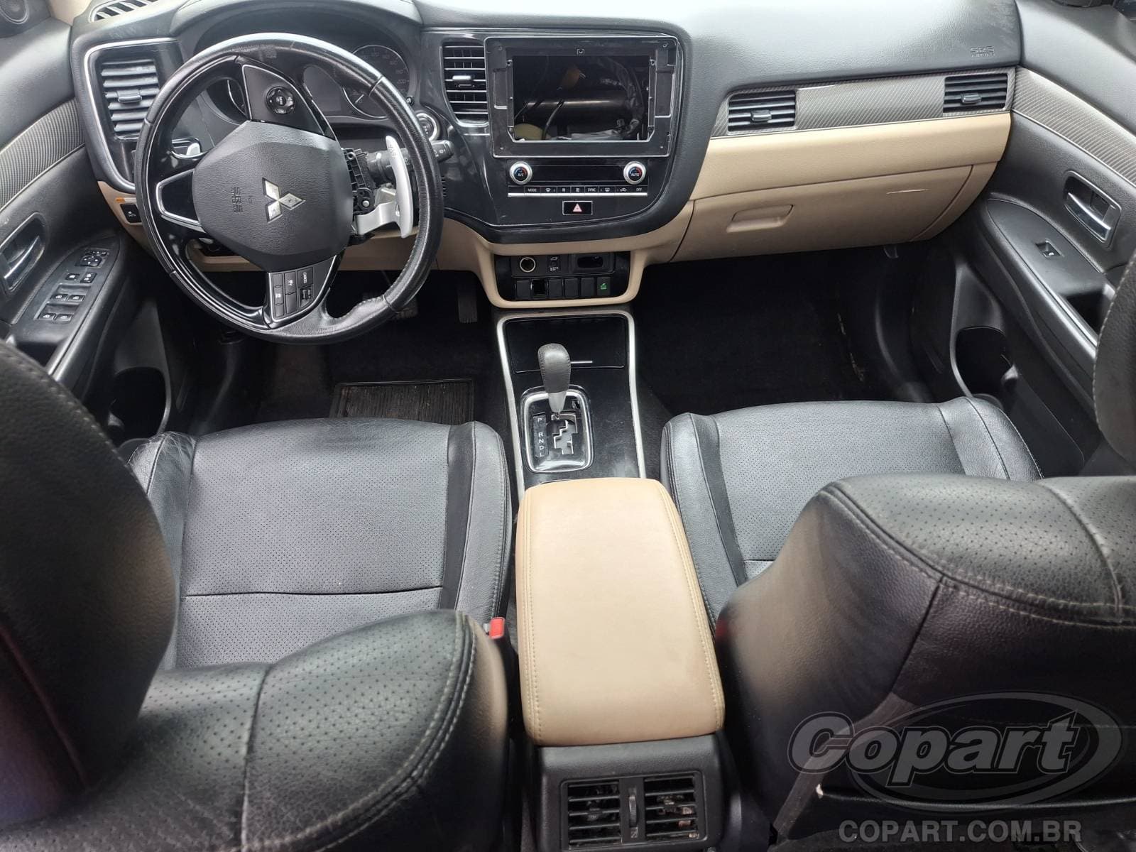 Mitsubishi Outlander 2020 — foto 9