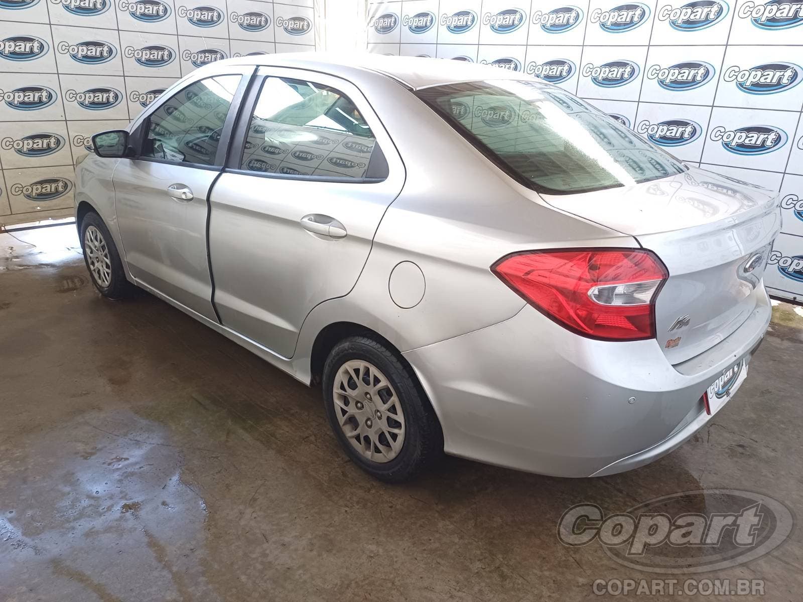 Ford KA Sedan 2016 — foto 3