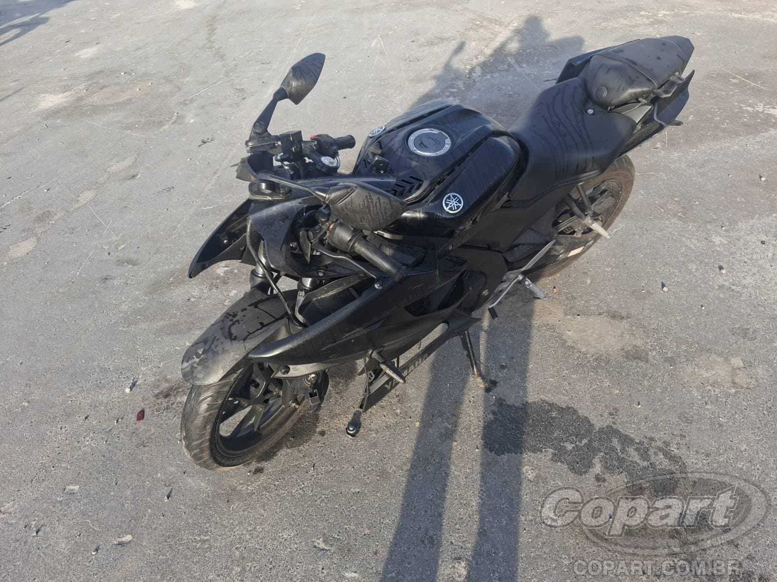 Yamaha YZF R15 2025 — foto 2