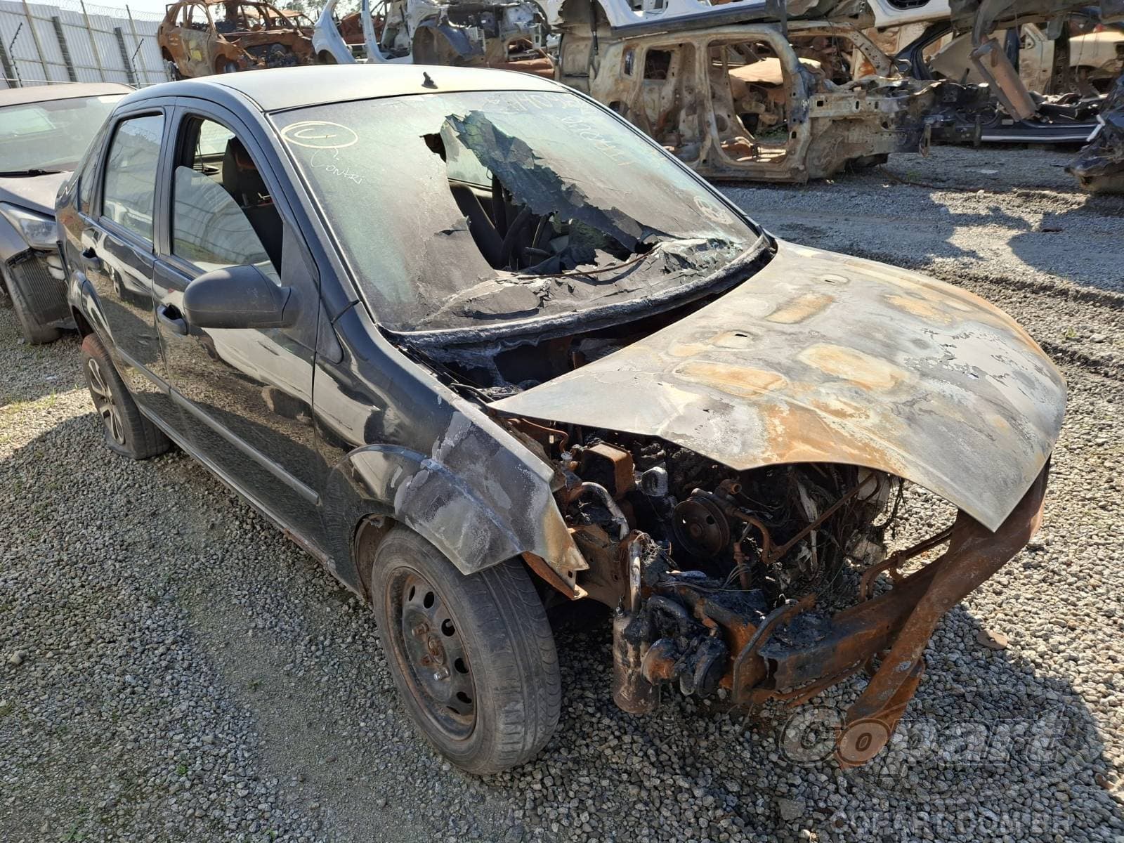 Ford Fiesta Sedan 2007 — foto 1