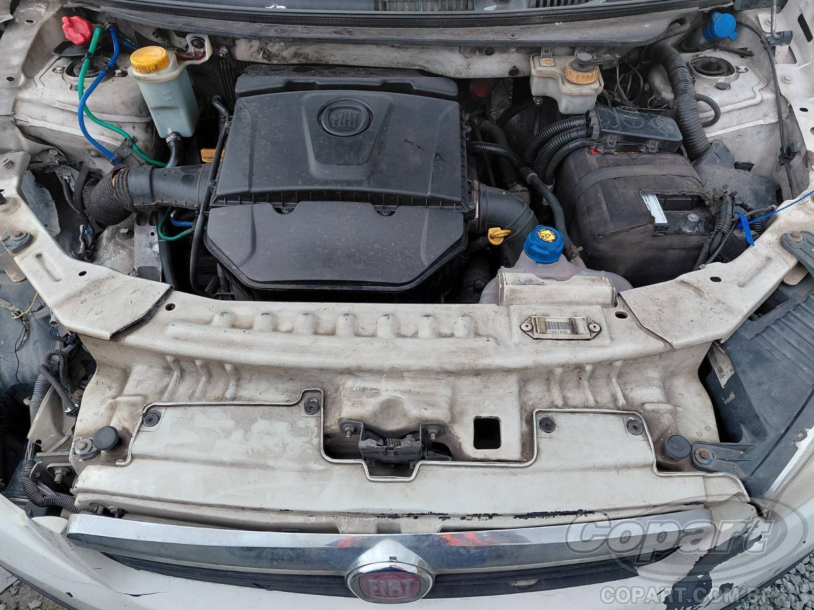 Fiat Grand Siena 2013 — foto 7