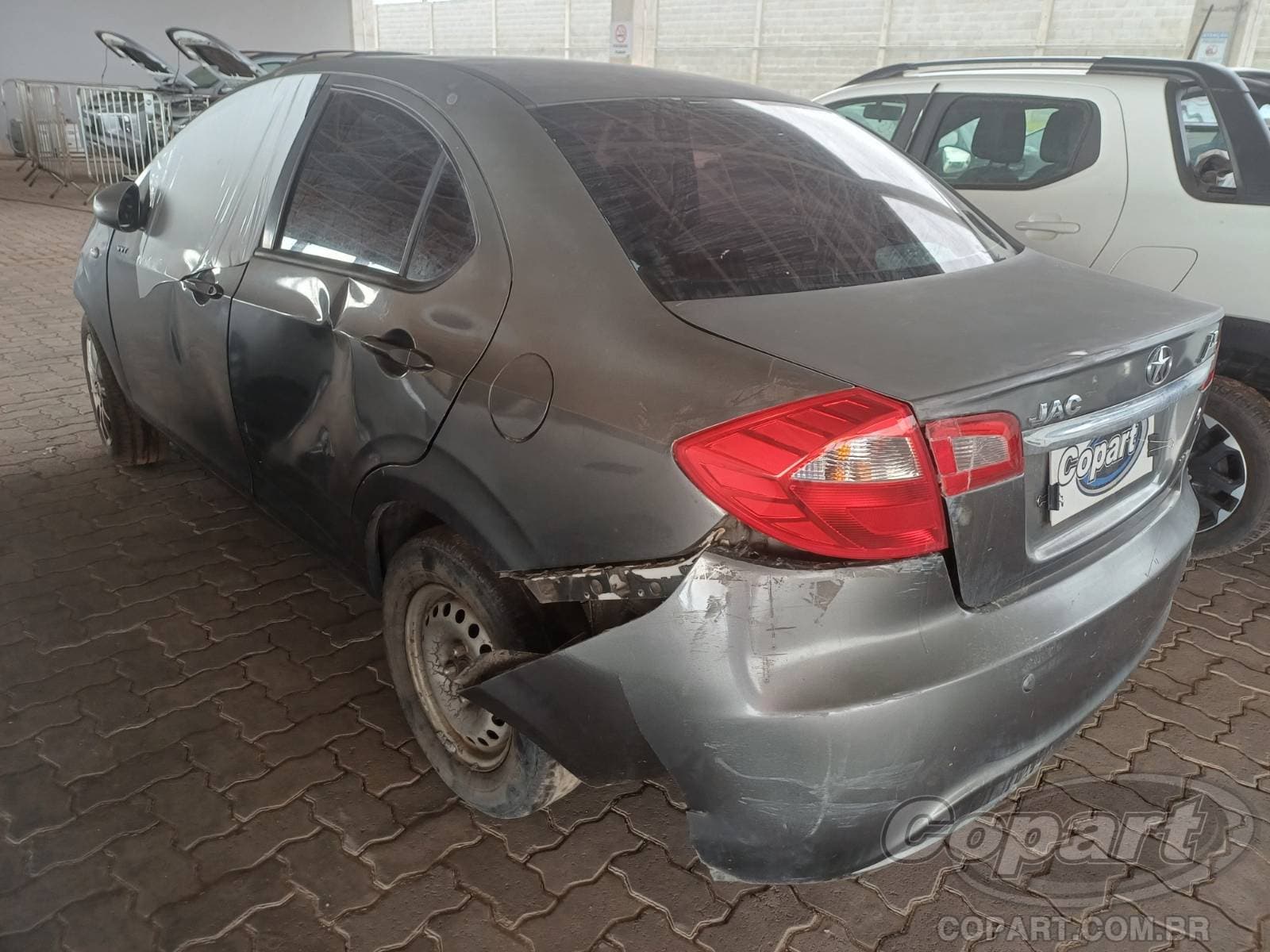 JAC J3 Turin 2014 — foto 3