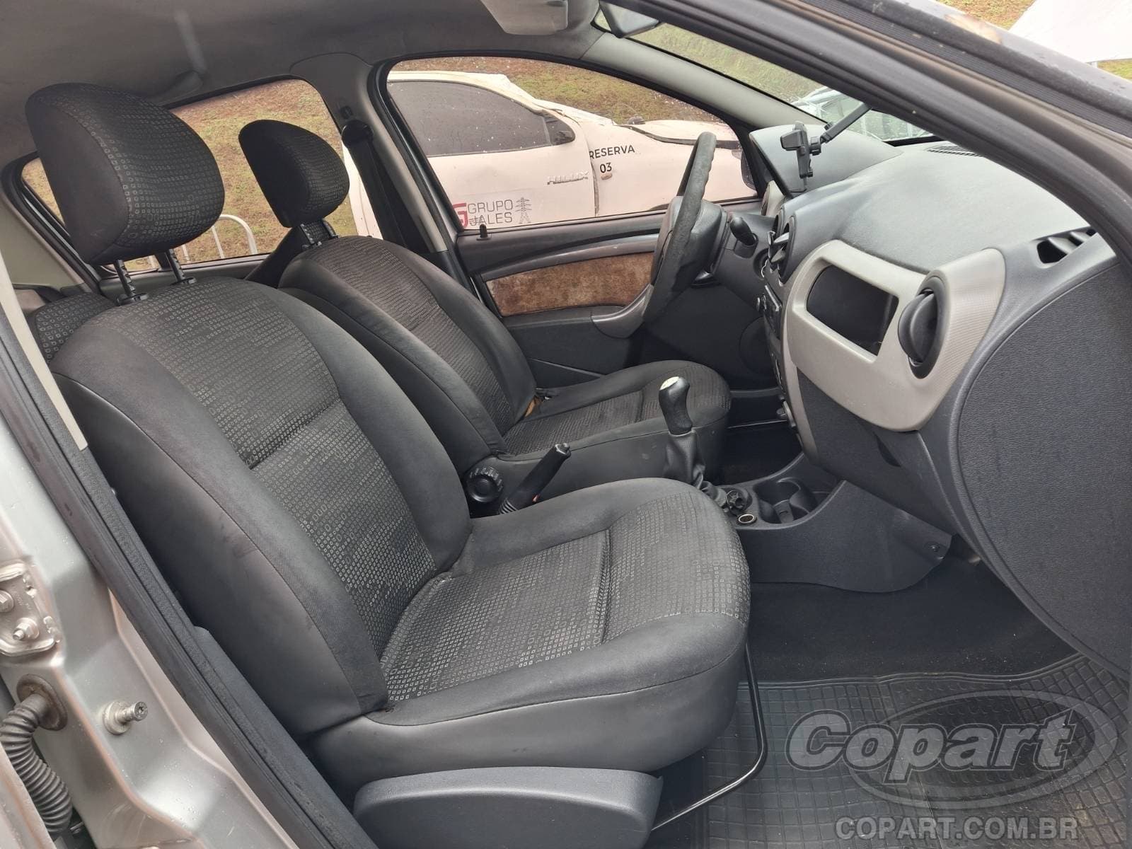Renault Sandero 2008 — foto 5