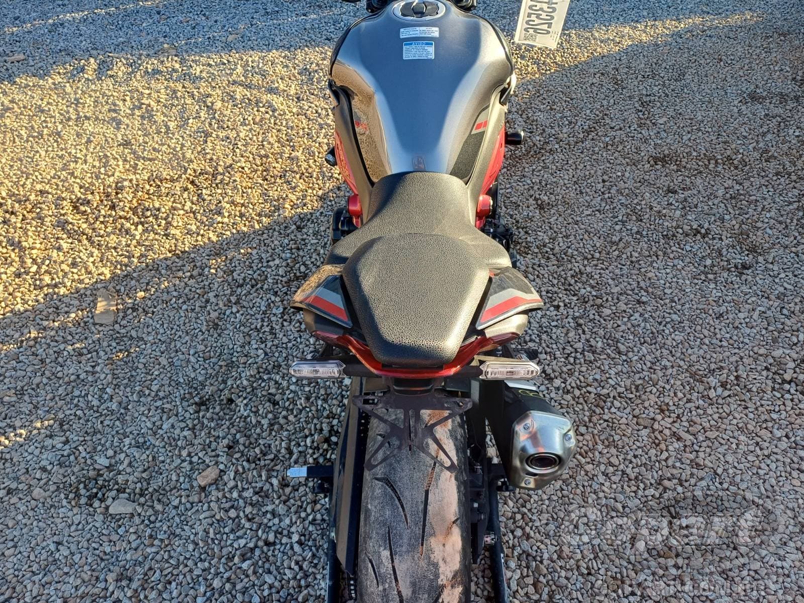 Kawasaki Z900 2026 — foto 10